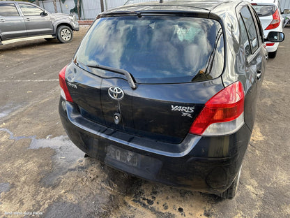 2009 TOYOTA YARIS Left Taillight