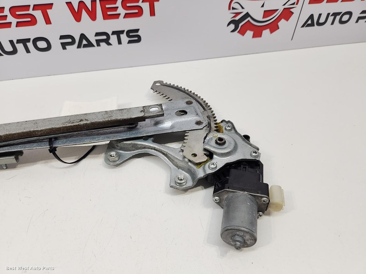2019 MITSUBISHI ECLIPSE CROSS Left Front Window Reg/Motor