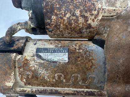 2019 TOYOTA HILUX Starter