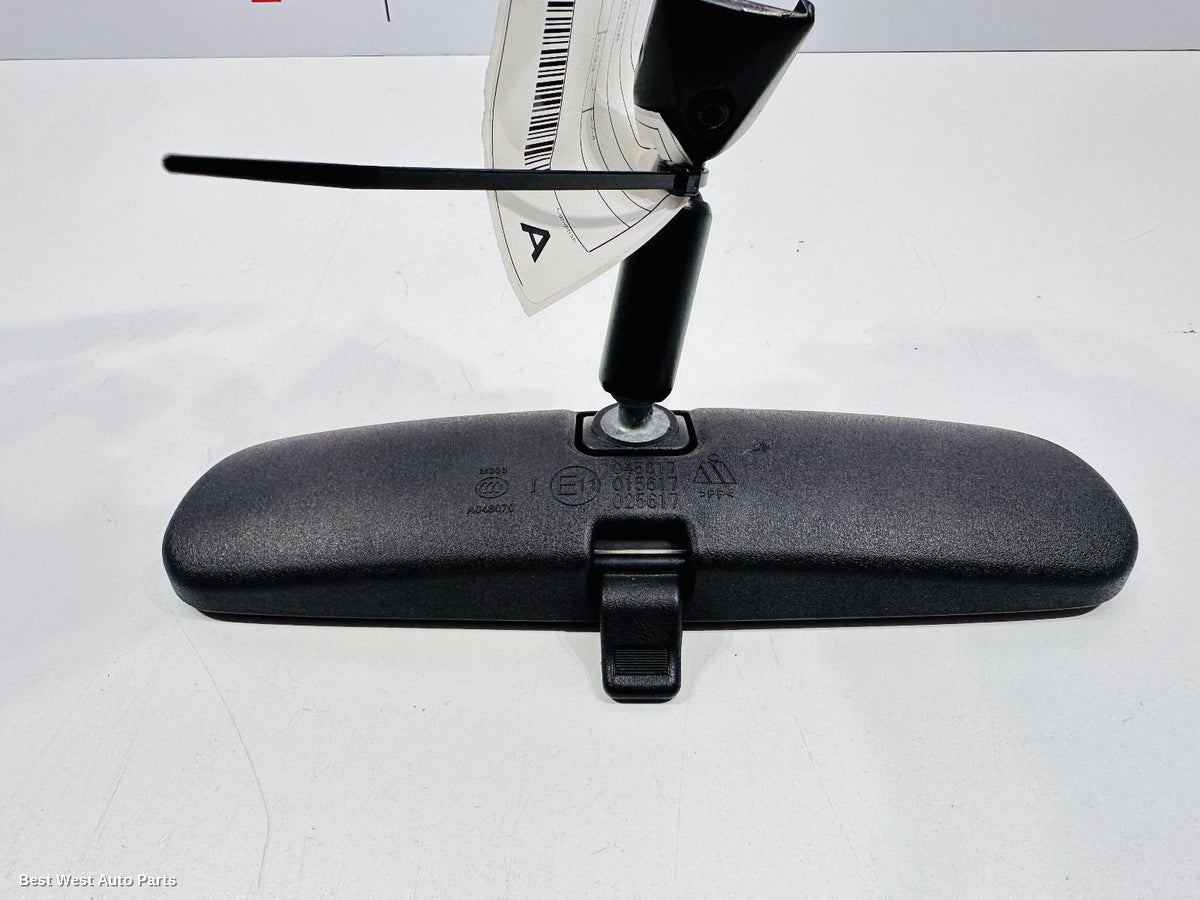 2023 SUZUKI VITARA Interior Mirror