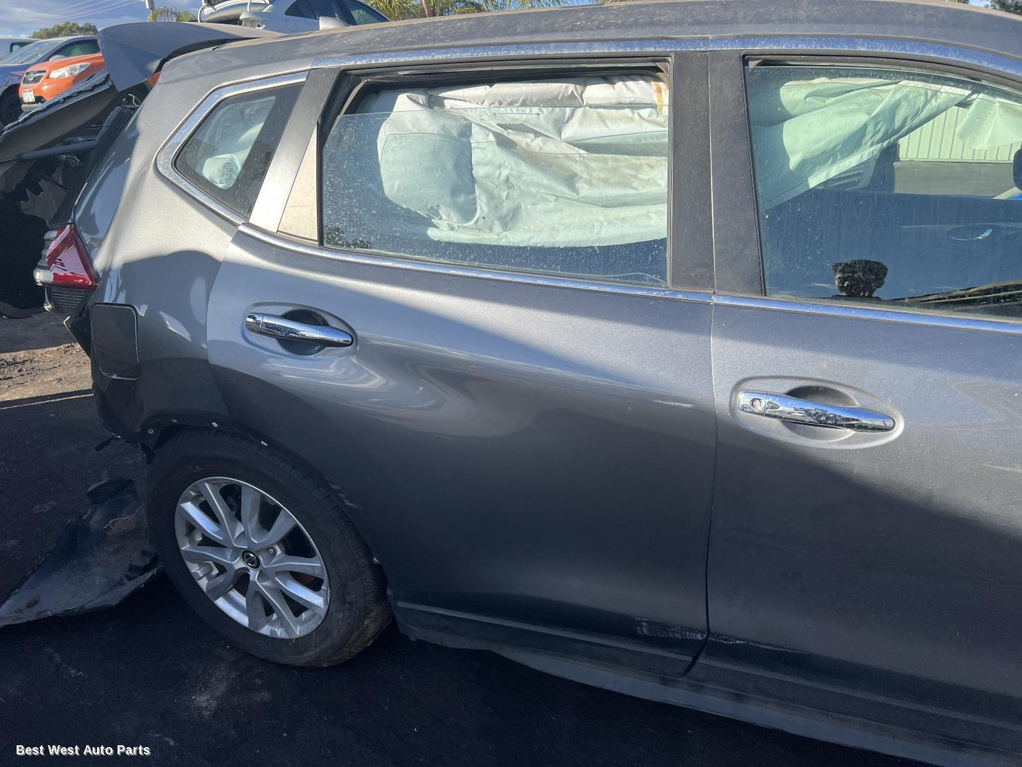 2020 NISSAN XTRAIL Right Rear Door Window