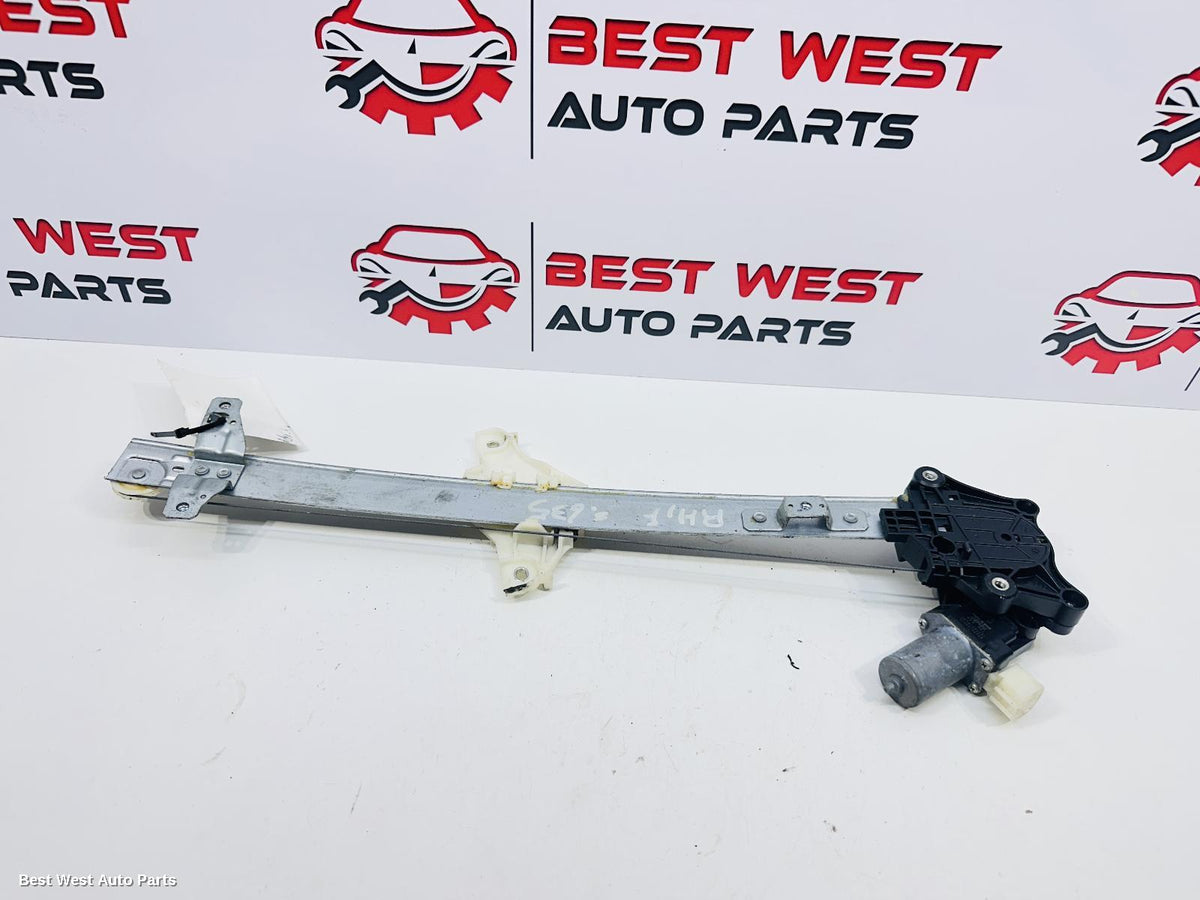 2023 SUZUKI VITARA Right Front Window Reg/Motor