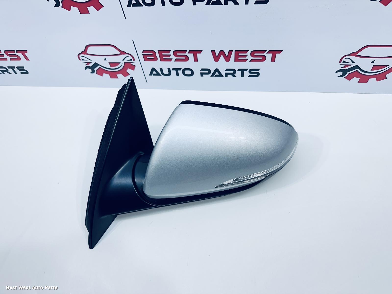 2018 HYUNDAI I30 Left Door Mirror