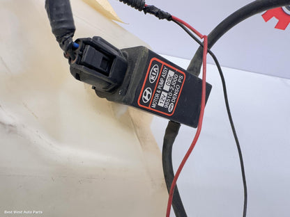2011 HYUNDAI I20 Washer Bottle