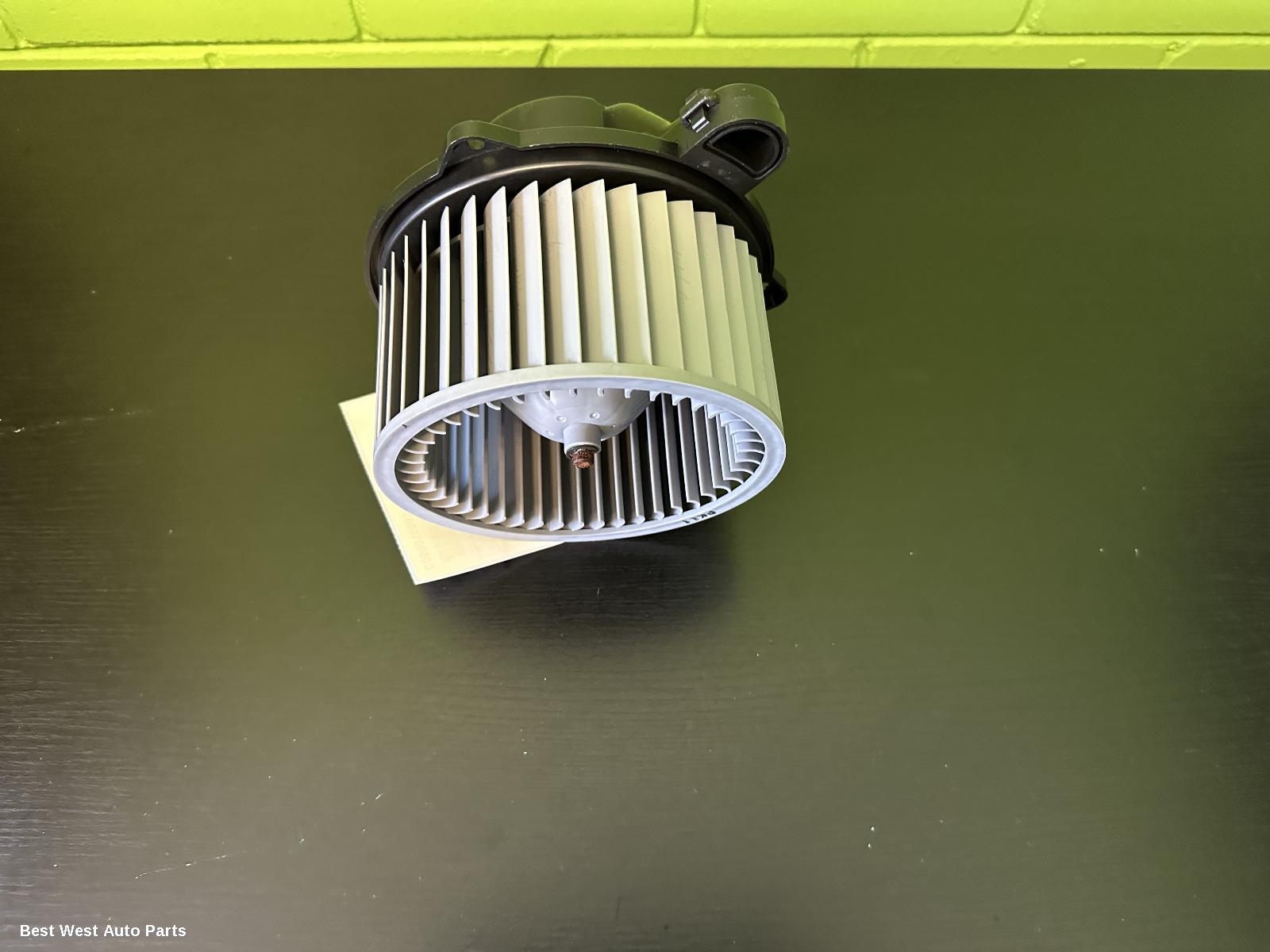2021 KIA CERATO Heater Fan Motor