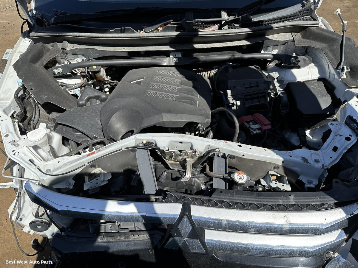 2018 MITSUBISHI ECLIPSE CROSS Engine