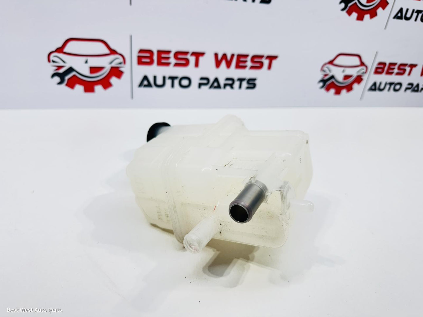 2023 TOYOTA CAMRY Overflow Bottle