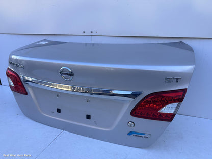 2015 NISSAN PULSAR Bootlid/Tailgate