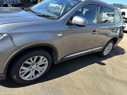 2019 MITSUBISHI OUTLANDER A/C Compressor