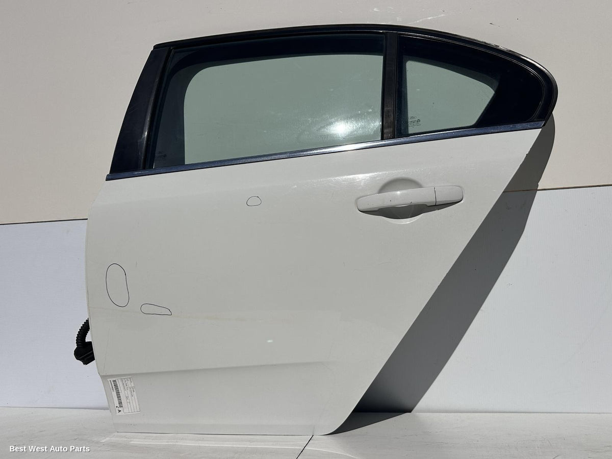2010 FORD FALCON Left Rear Door/Sliding