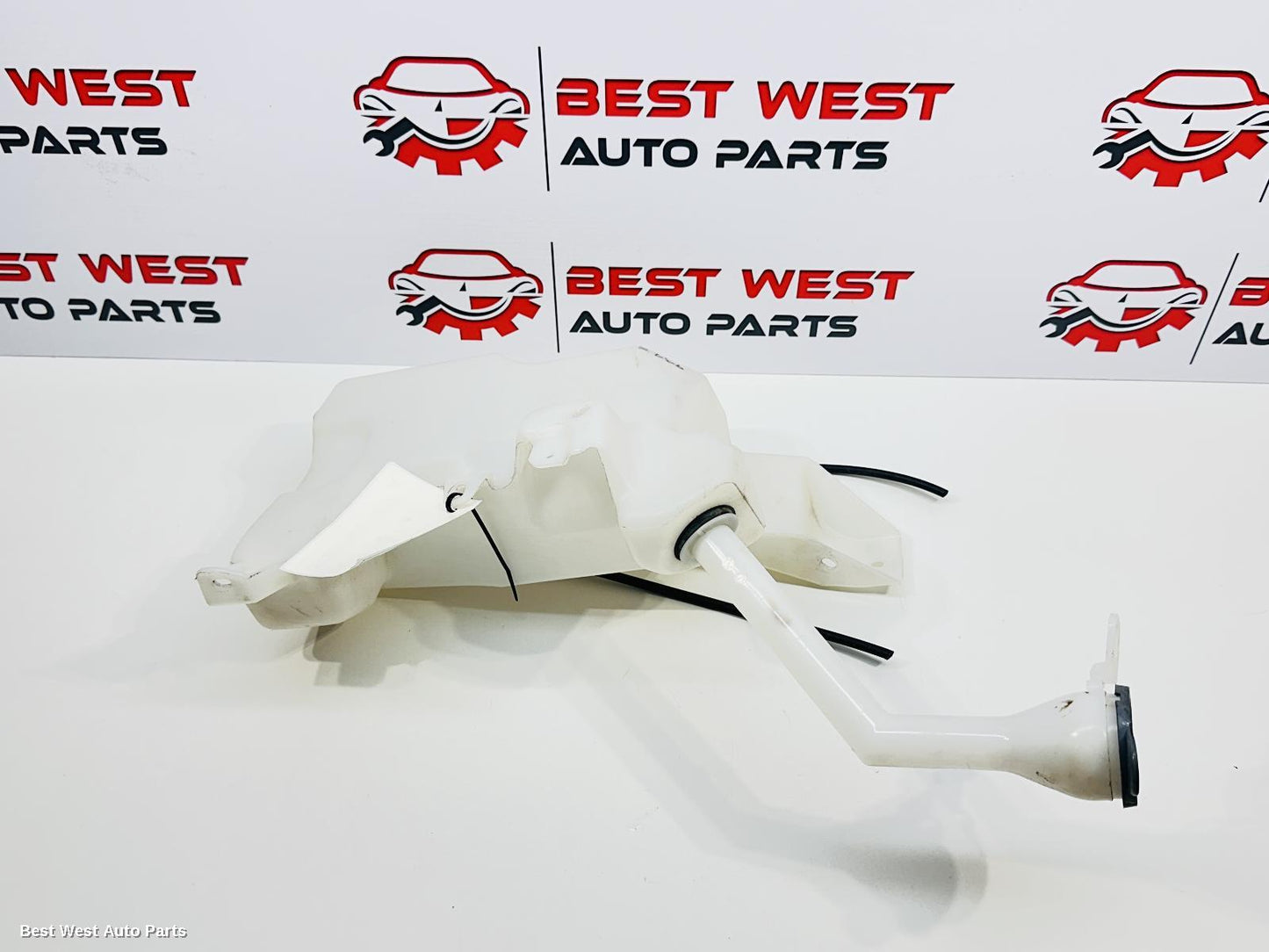 2016 NISSAN QASHQAI Washer Bottle