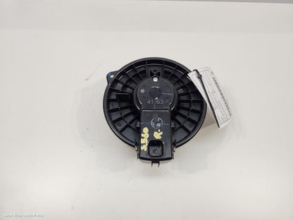 2019 MITSUBISHI PAJERO Heater Fan Motor
