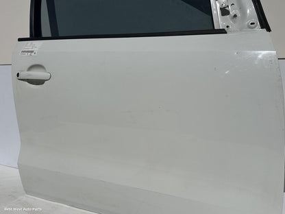 2015 VOLKSWAGEN POLO Right Front Door