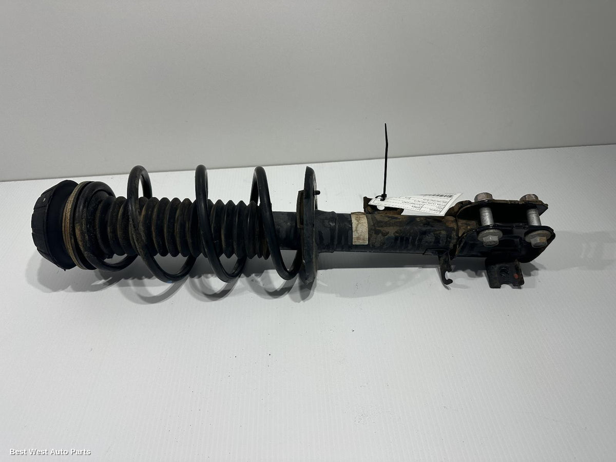 2023 SUZUKI VITARA Left Front Strut