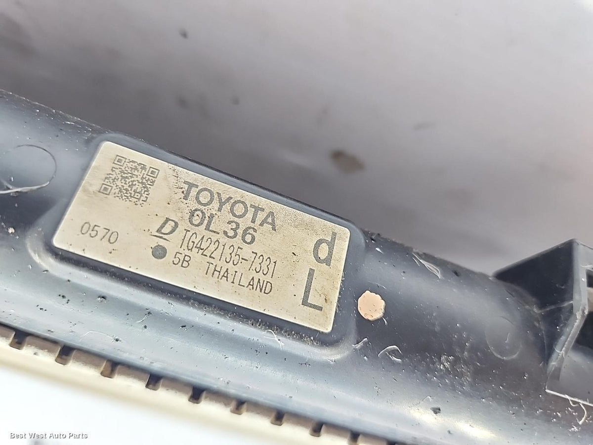 2017 TOYOTA HILUX Radiator