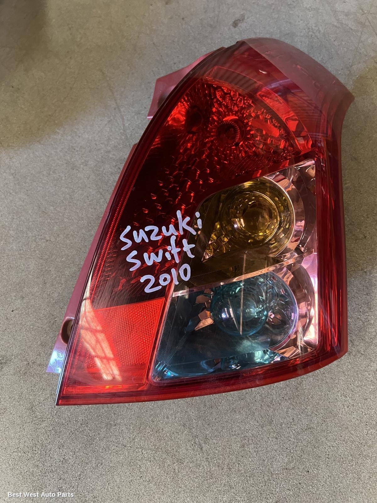 2010 SUZUKI SWIFT Right Taillight