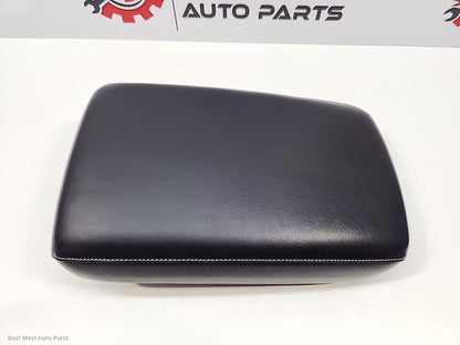 2023 MITSUBISHI OUTLANDER Console