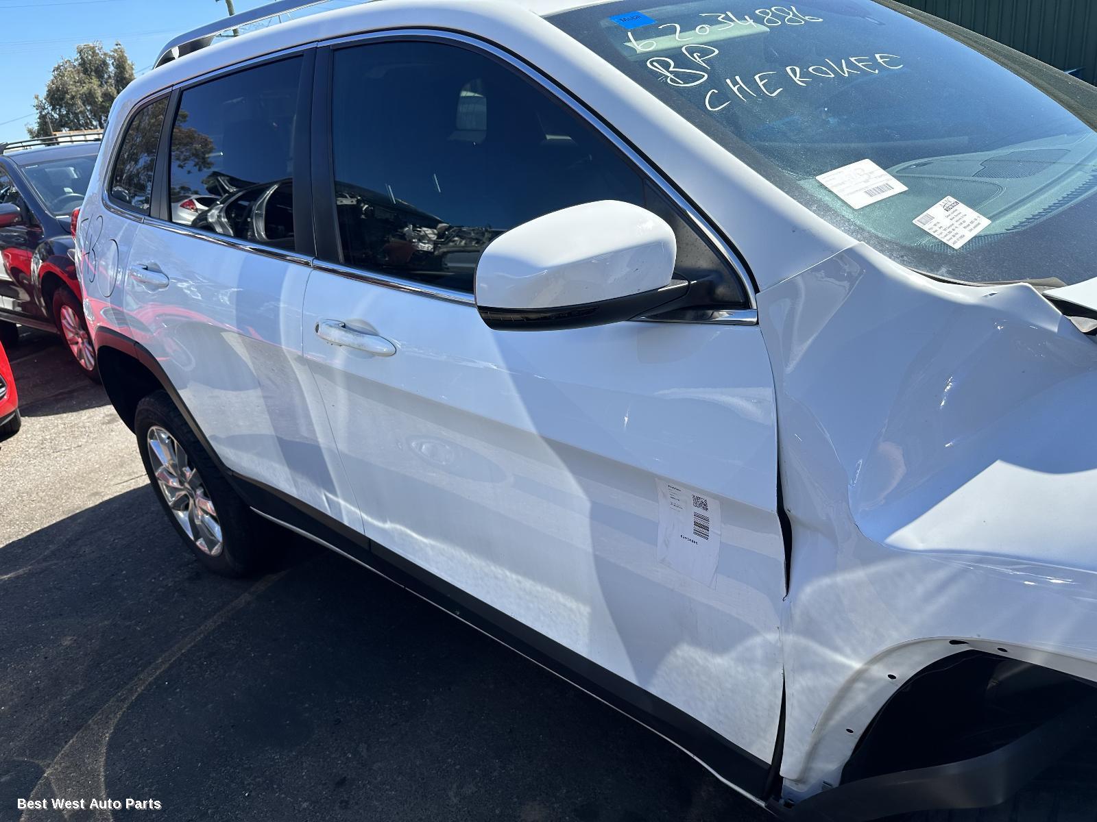2017 JEEP CHEROKEE RIGHT_REAR_DOOR_SLIDING