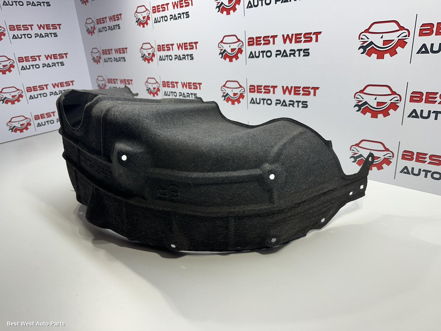 2024 TOYOTA YARIS CROSS Right Guard Liner