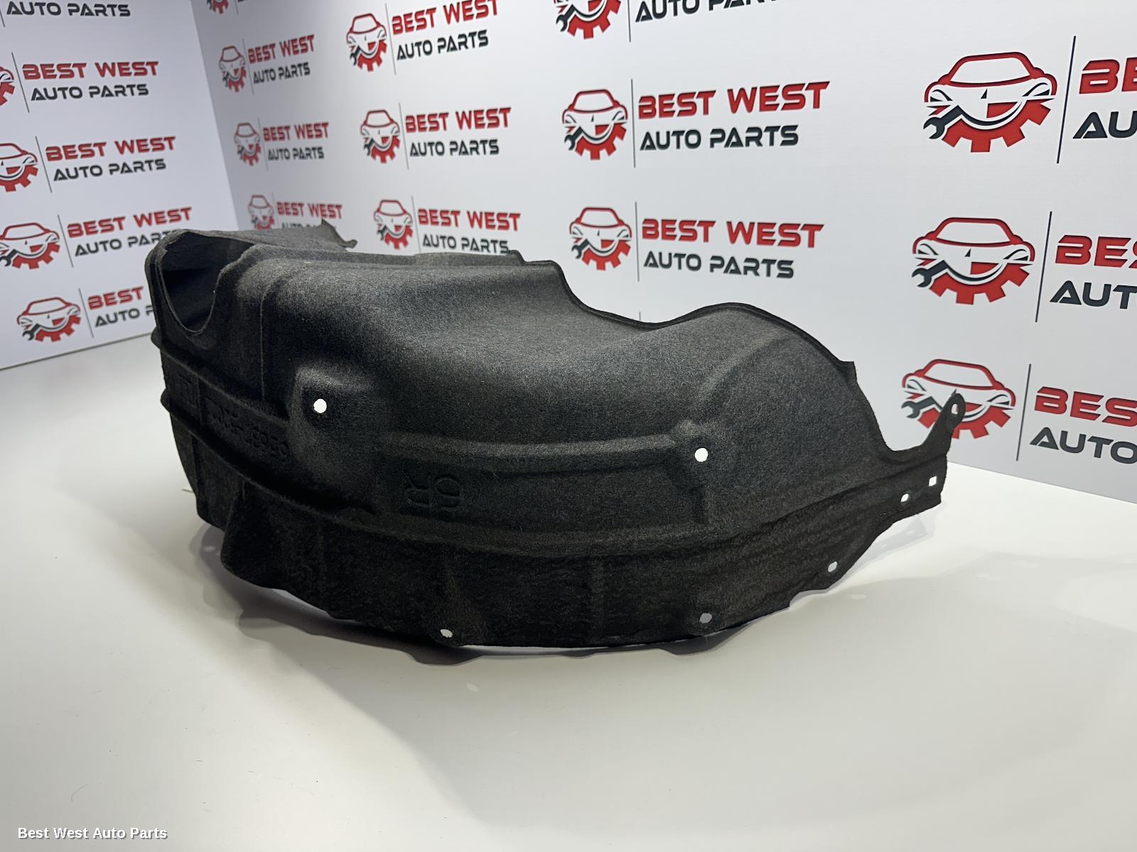2024 TOYOTA YARIS CROSS Right Guard Liner