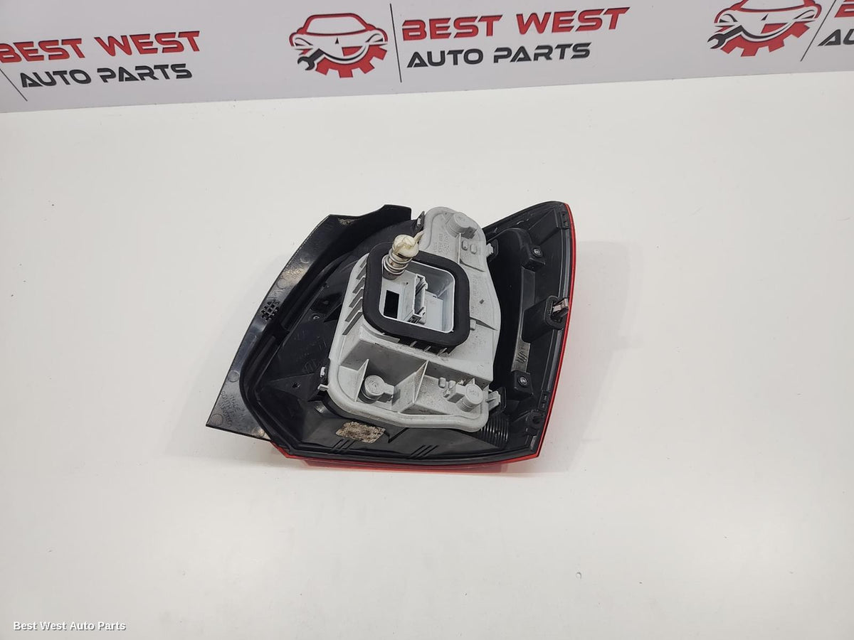 2012 VOLKSWAGEN POLO Left Taillight