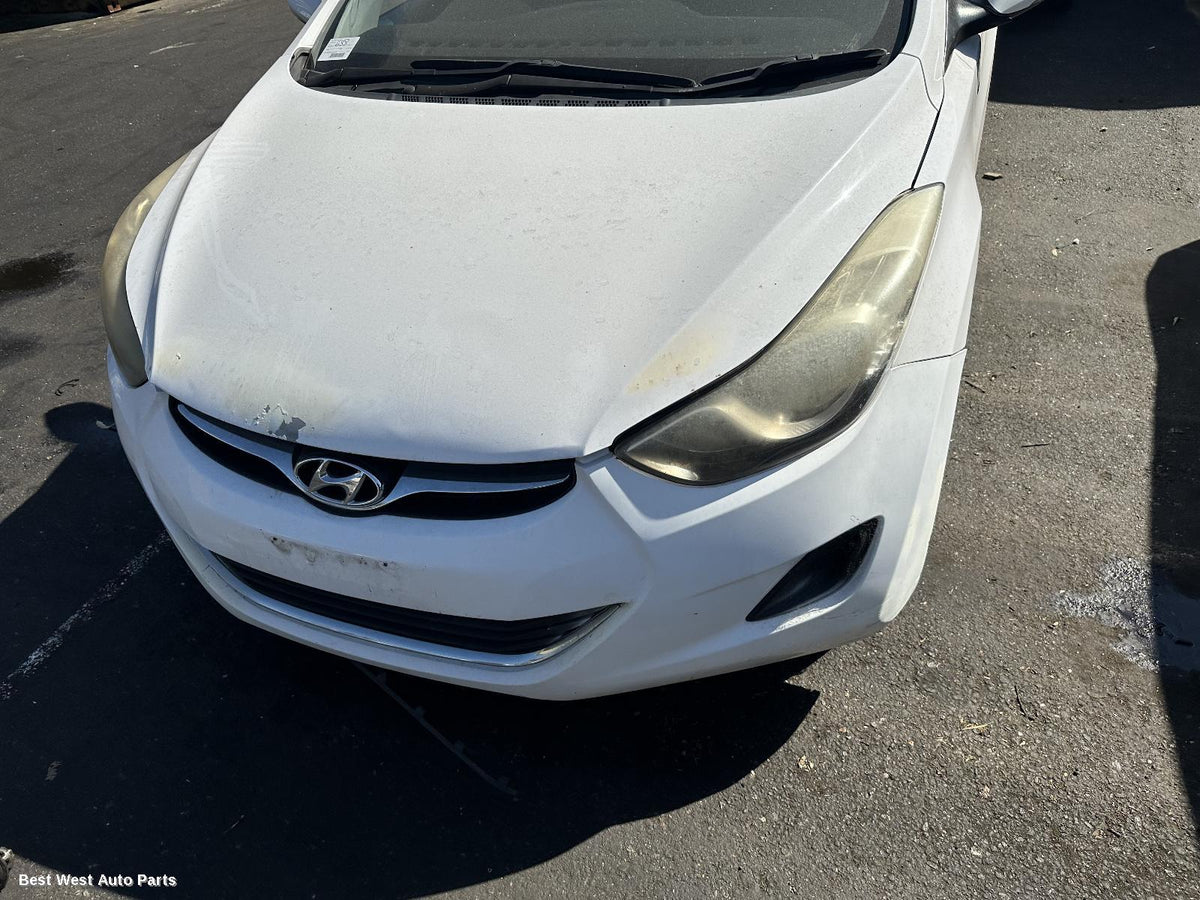2013 HYUNDAI ELANTRA Right Taillight