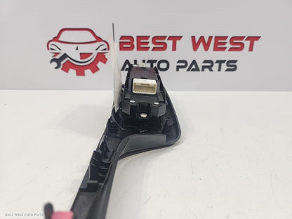 2018 TOYOTA C-HR Pwr Dr Wind Switch