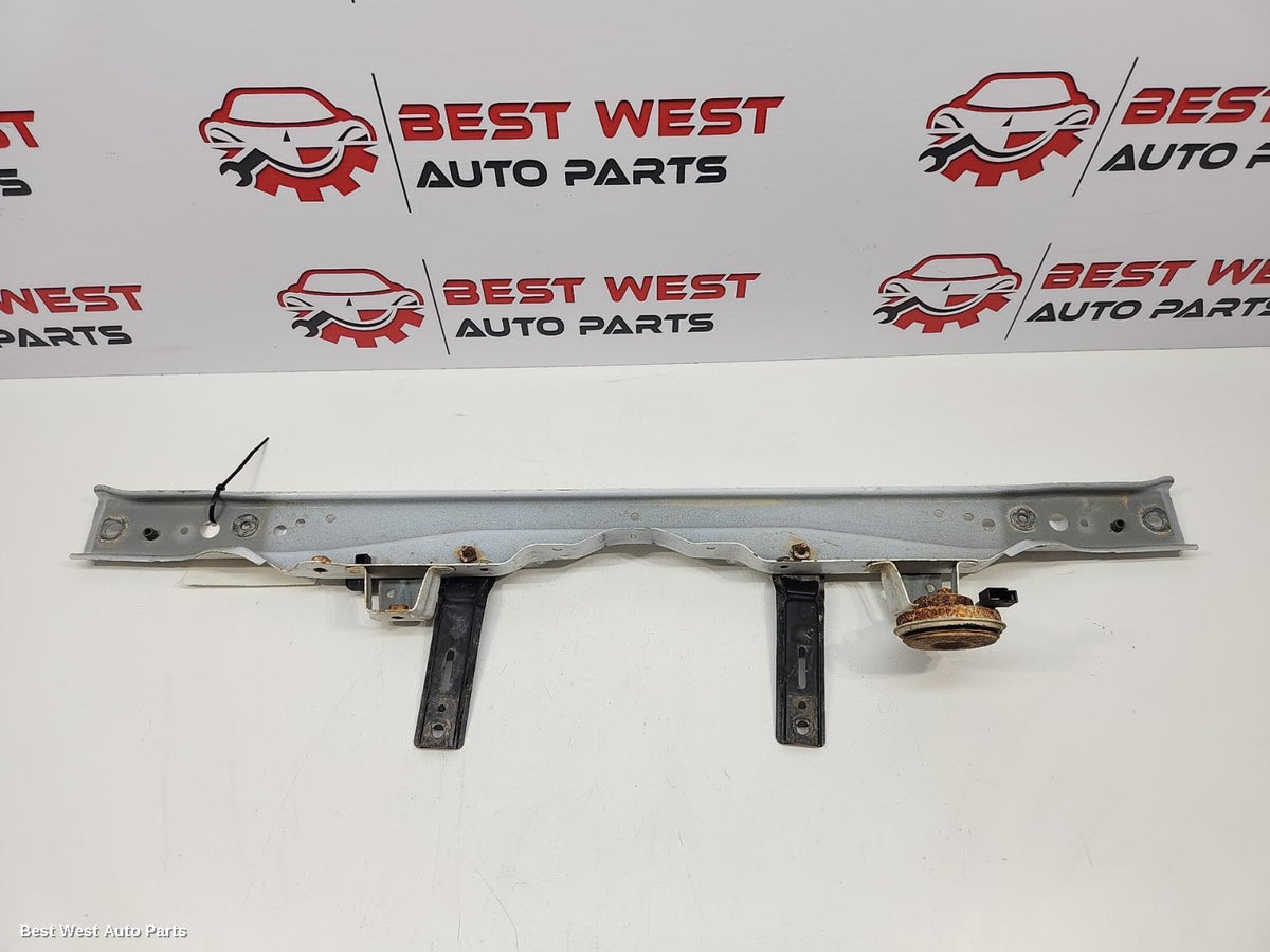2017 TOYOTA HILUX Radiator Support