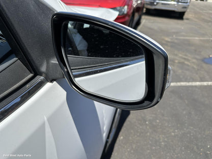 2014 NISSAN PULSAR Right Taillight