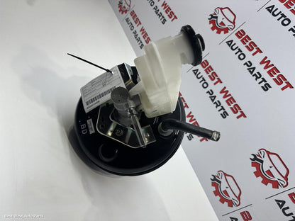 2024 TOYOTA HILUX Brake Booster