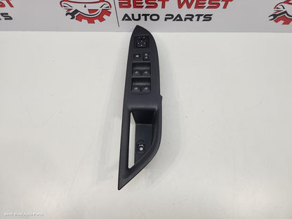 2019 MITSUBISHI OUTLANDER Pwr Dr Wind Switch