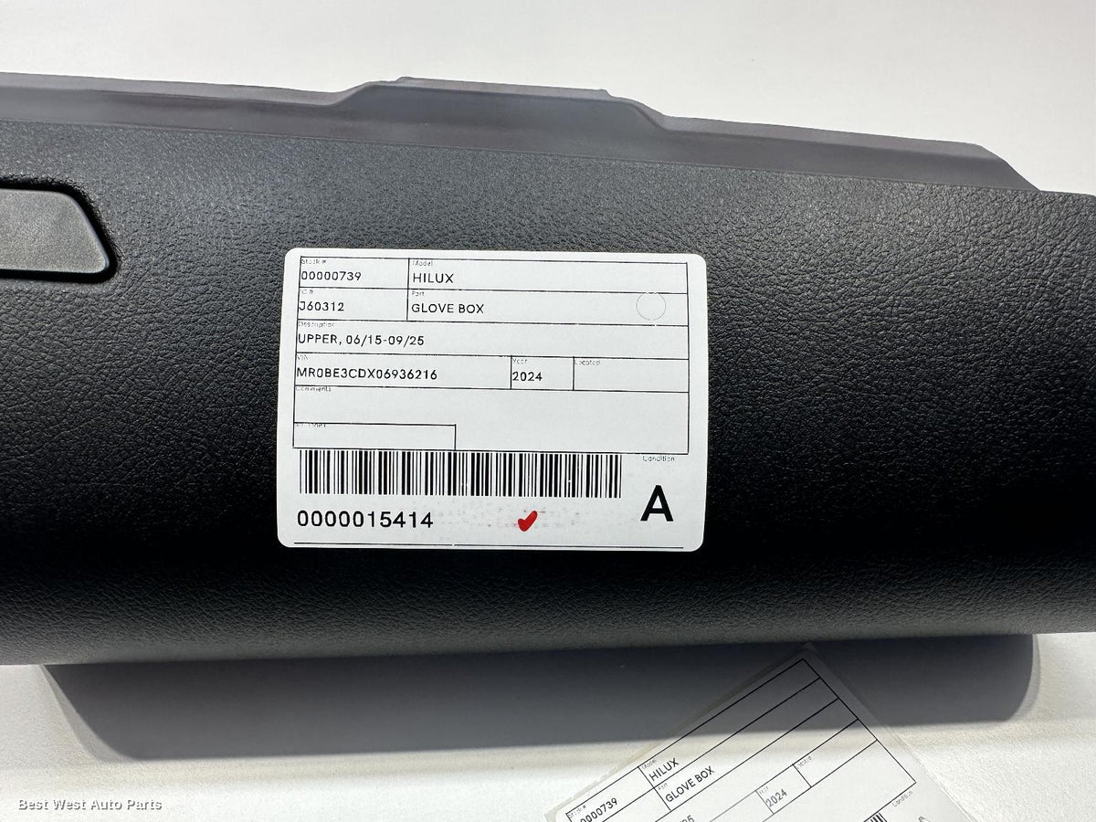 2024 TOYOTA HILUX Glove Box