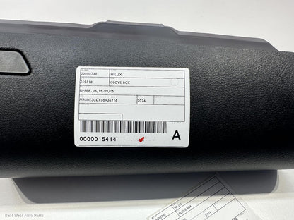 2024 TOYOTA HILUX Glove Box