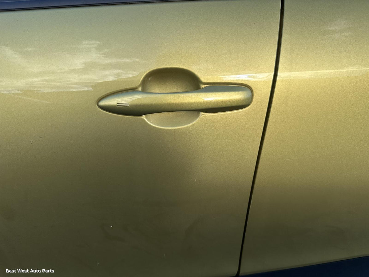 2021 TOYOTA YARIS CROSS Door Handle