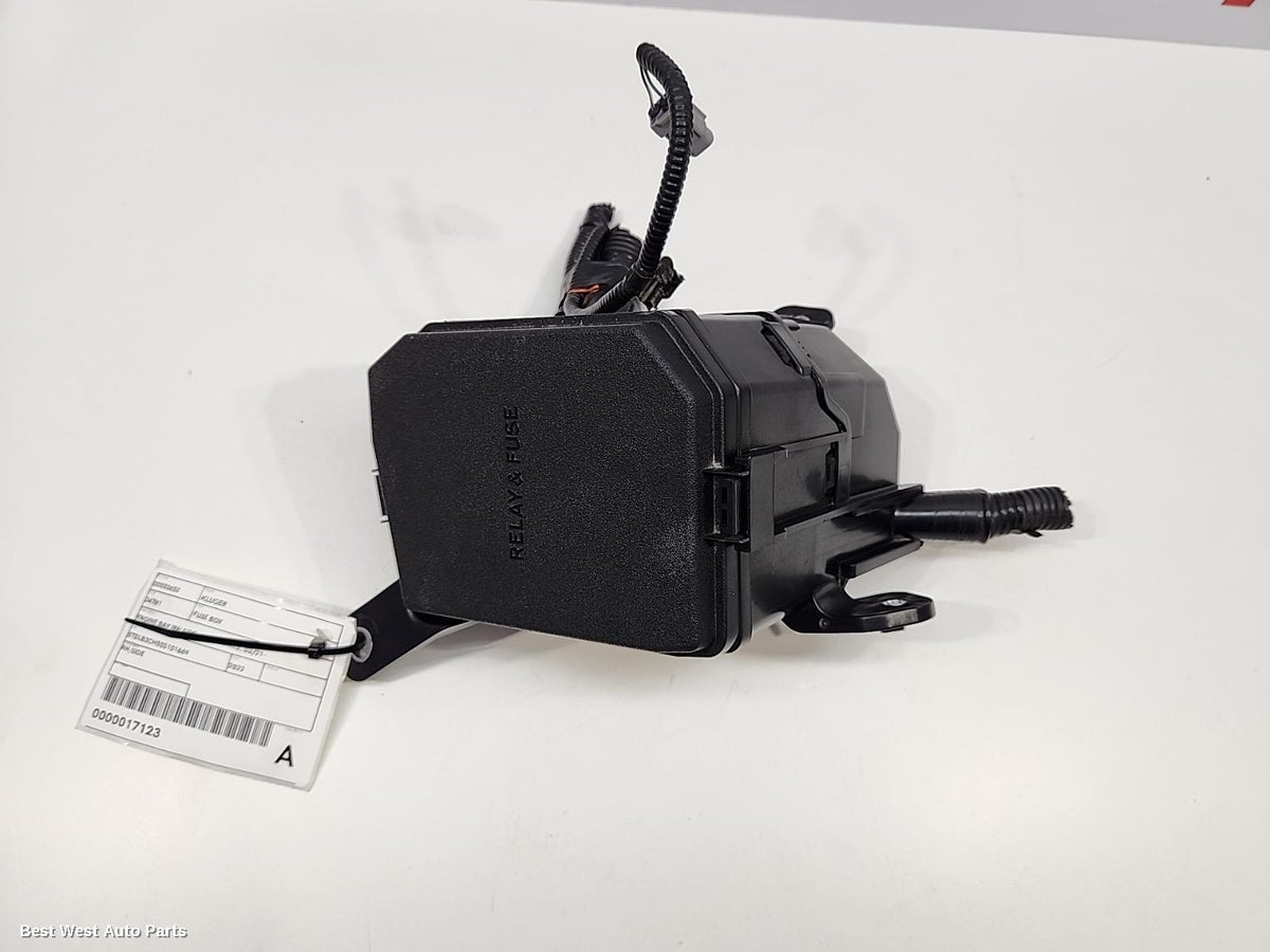 2022 TOYOTA KLUGER Fuse Box