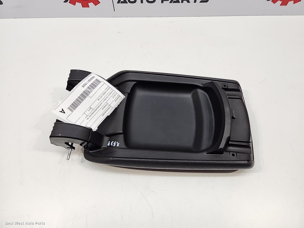 2019 HOLDEN COMMODORE Console