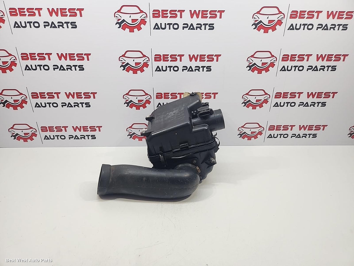 2015 MITSUBISHI TRITON Air Cleaner/Box