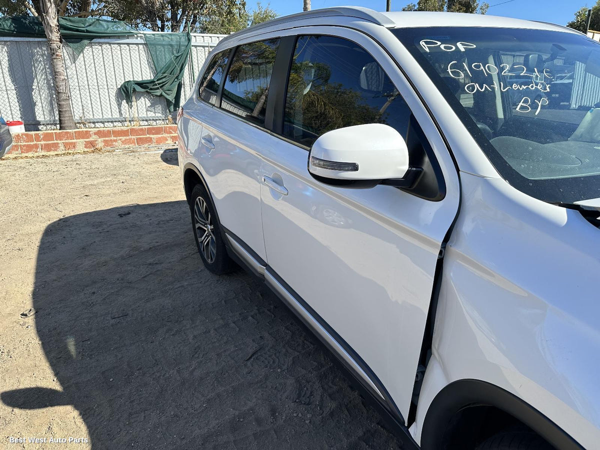 2015 MITSUBISHI OUTLANDER Left Rear Door Window