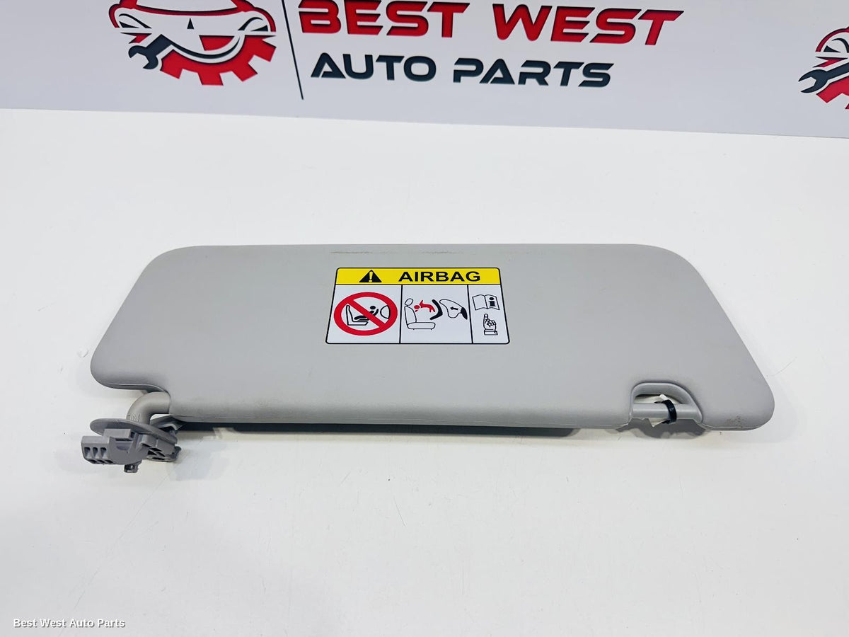 2017 HYUNDAI I30 Sunvisor