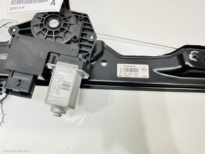2016 NISSAN QASHQAI Right Front Window Reg/Motor