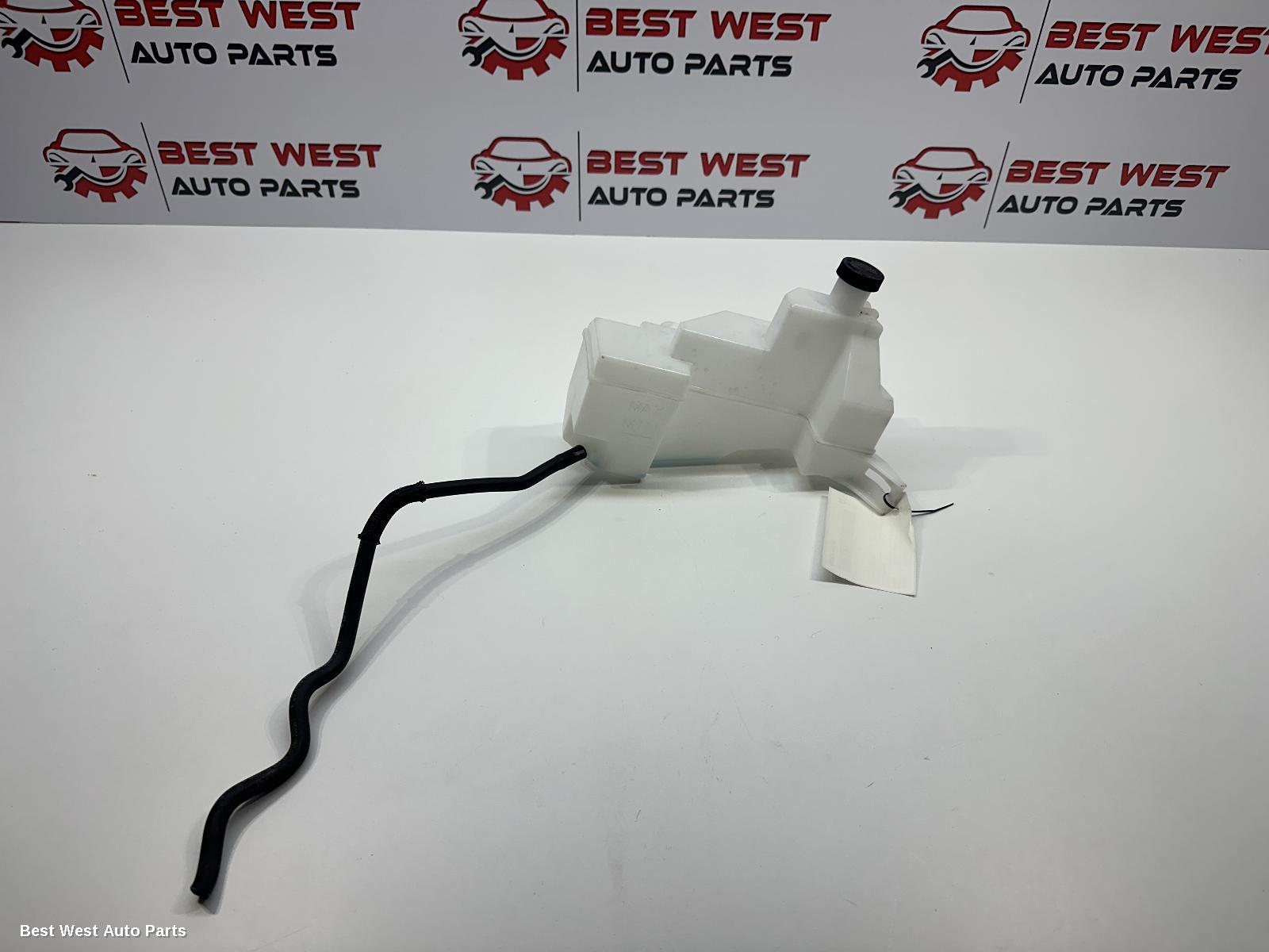 2021 NISSAN XTRAIL Washer Bottle