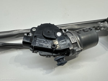 2024 TOYOTA HILUX Wiper Motor
