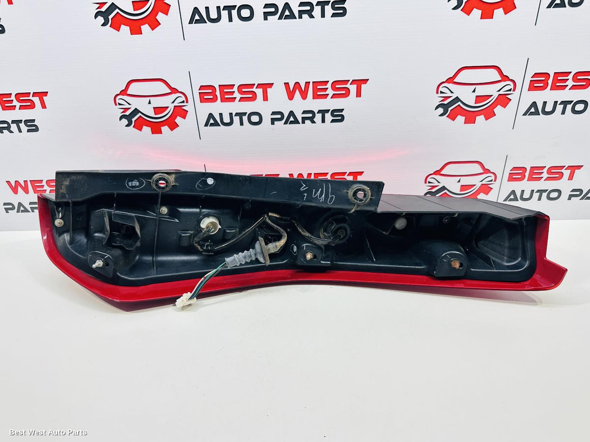 2011 NISSAN XTRAIL Left Taillight