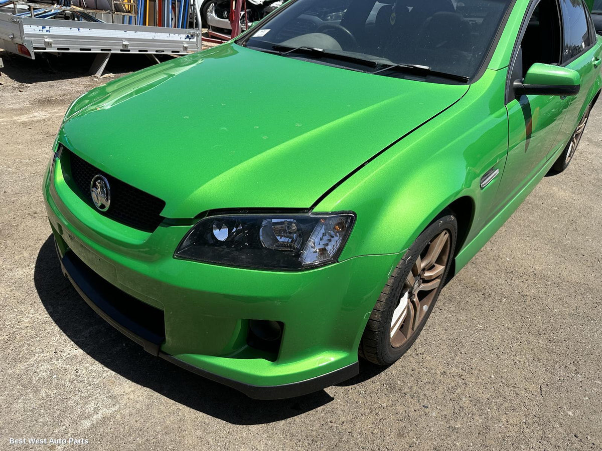 2008 HOLDEN COMMODORE Right Headlamp