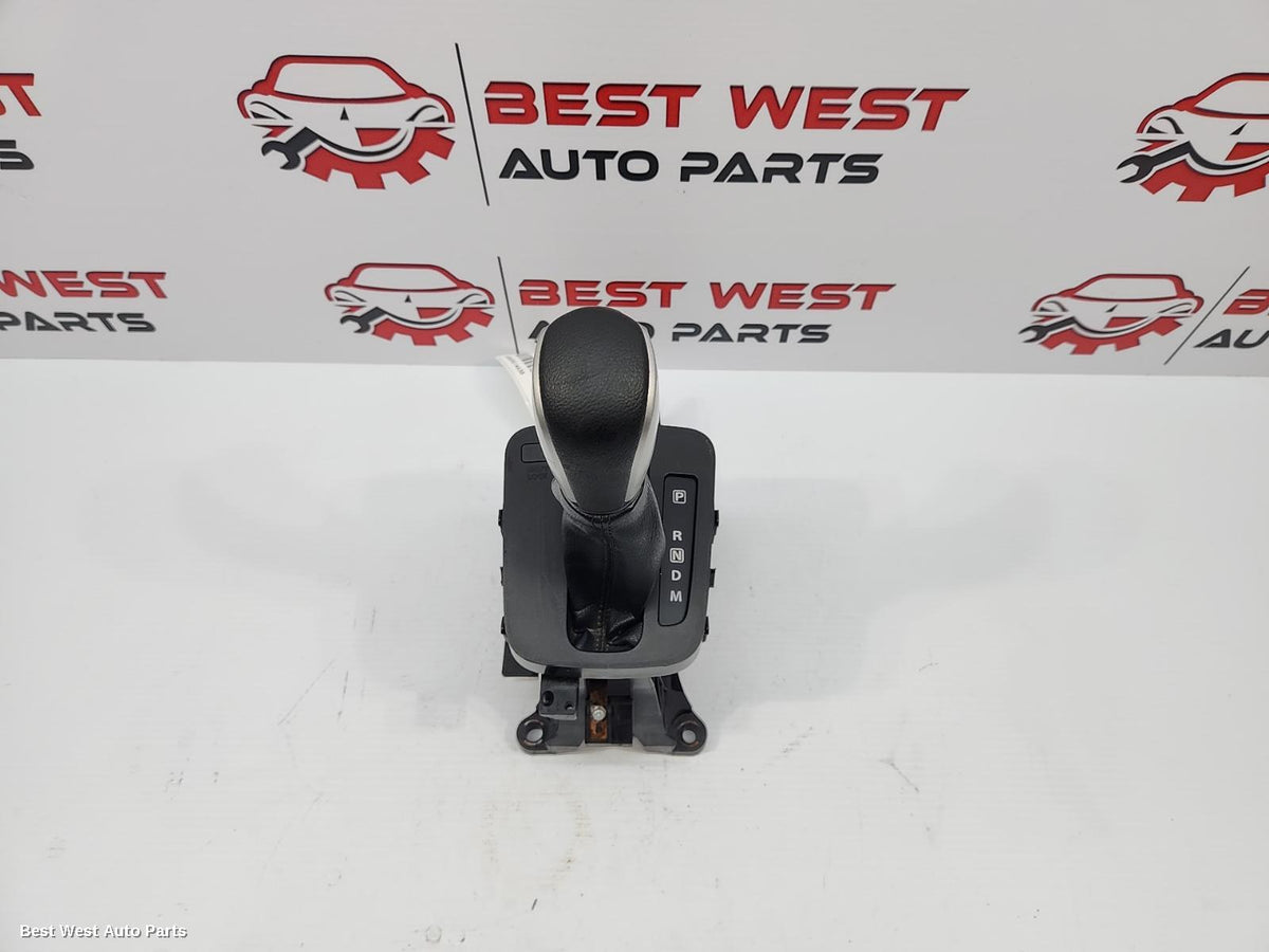 2023 SUZUKI VITARA Gear Stick/Shifter