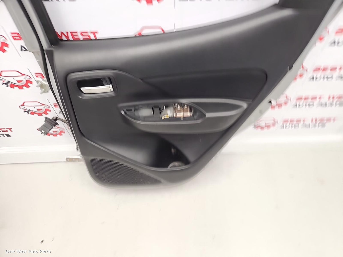 2019 MITSUBISHI TRITON RIGHT_REAR_DOOR_SLIDING