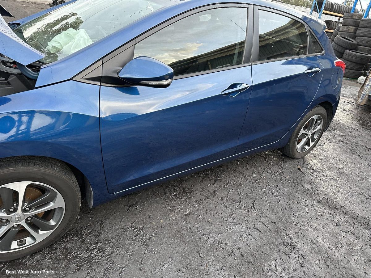 2015 HYUNDAI I30 Left Rear Door/Sliding