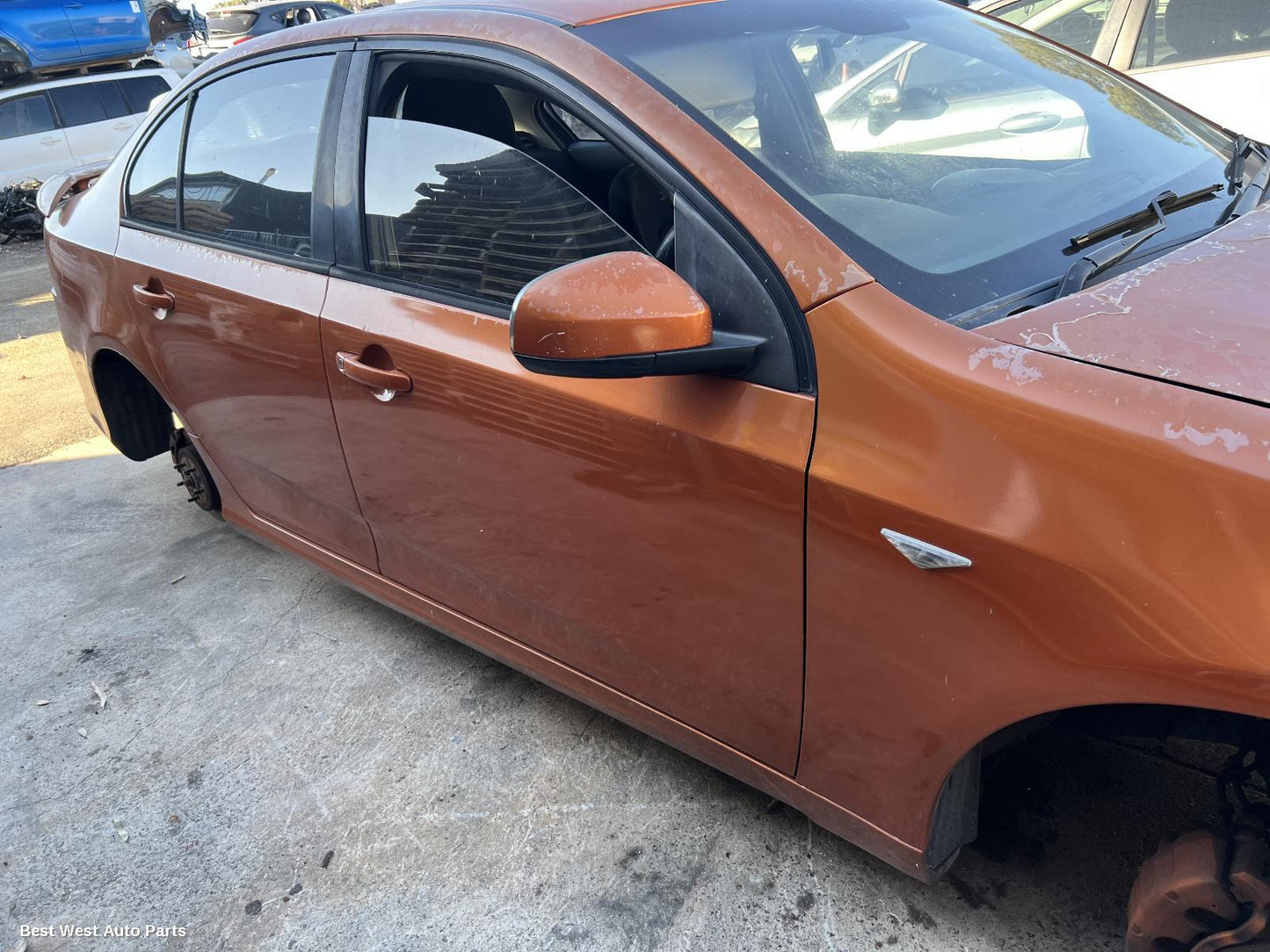 2011 FORD FALCON Right Guard