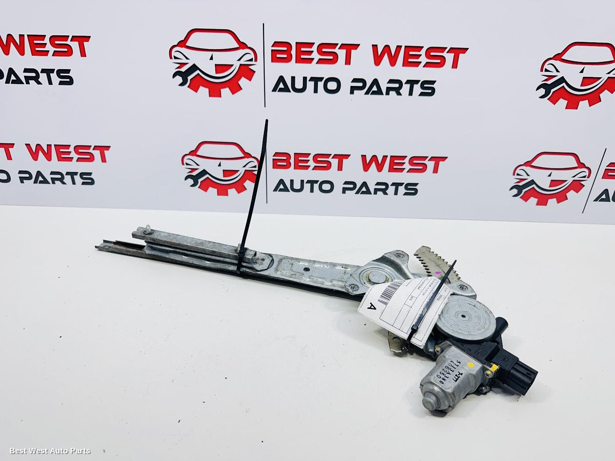 2015 MITSUBISHI MIRAGE Right Front Window Reg/Motor