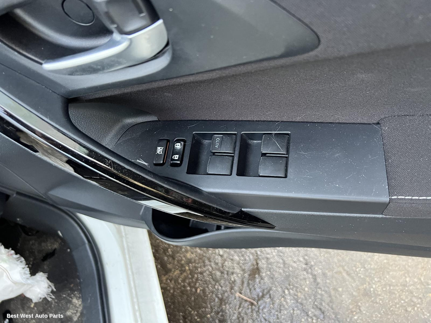 2018 TOYOTA COROLLA Pwr Dr Wind Switch
